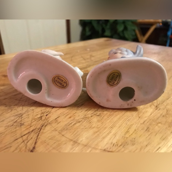 2 VTG CERAMIC PORCELAIN LITTLE GIRLS BLUE DRESSES WITH KITTEN FIGURINES KOREA - Picture 6 of 6